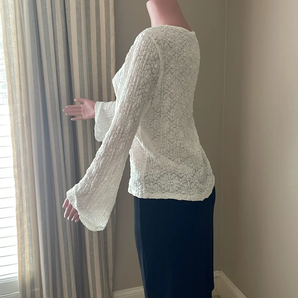 Blouse by Old Navy. XL - Picture 2 of 6